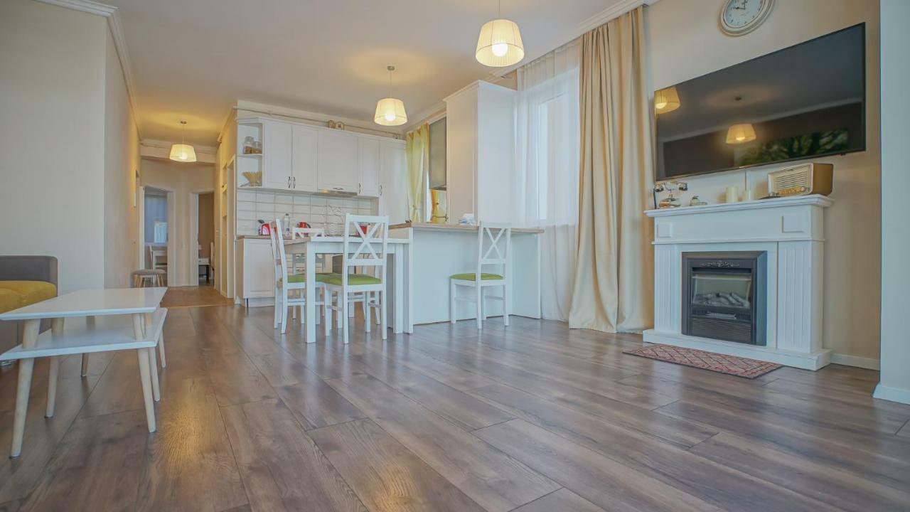 Cn2I Luxury Accommodation/Maior Cranta Брашов Екстер'єр фото